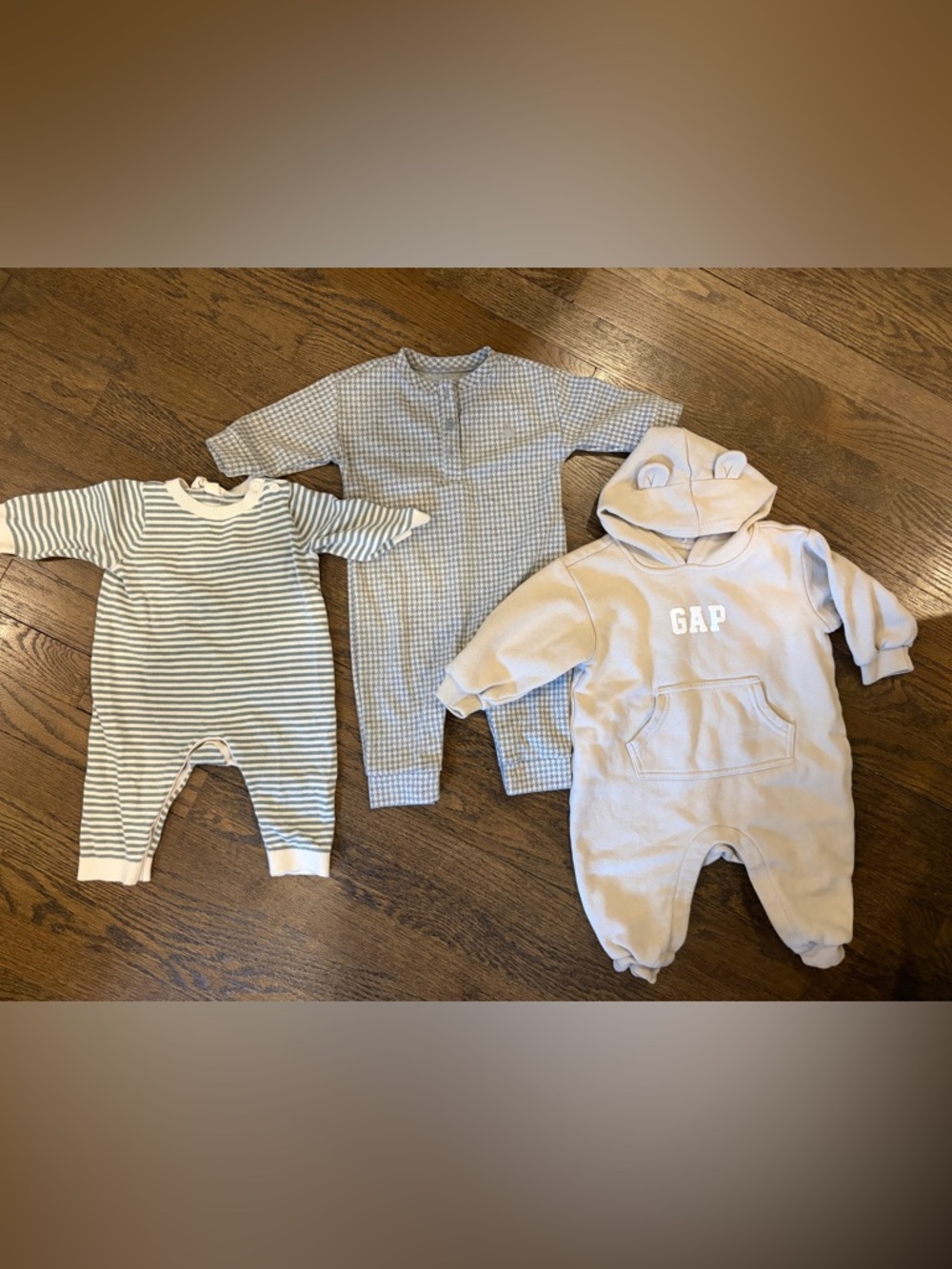 GAP Baby 3-6m + 6-12m outfit